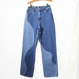 Hollister Ultra High Rise Dad Jeans Size 1R Waist 25" Length 31" Perfect!